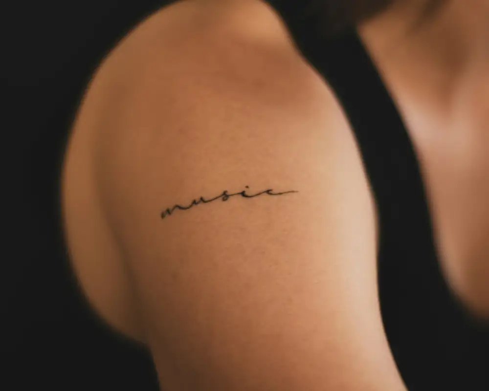 Tatuaje: «Music»
