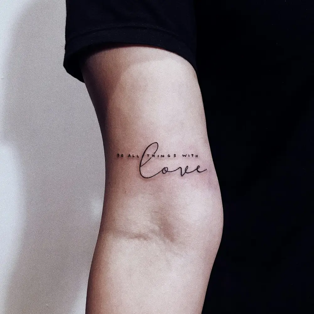 Tatuaje: «Love»
