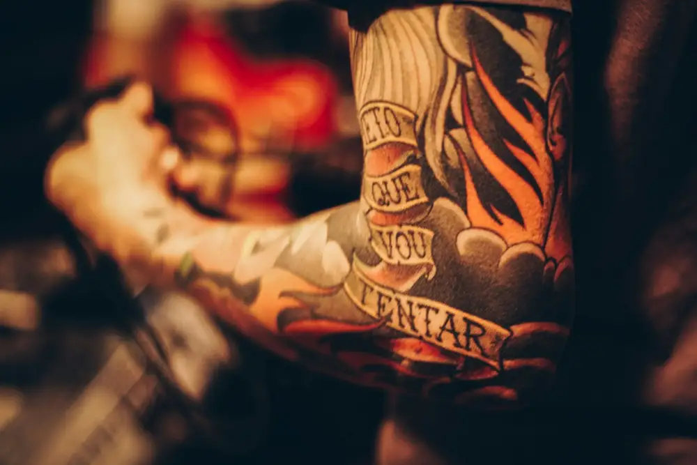 Tatuaje: Cantar